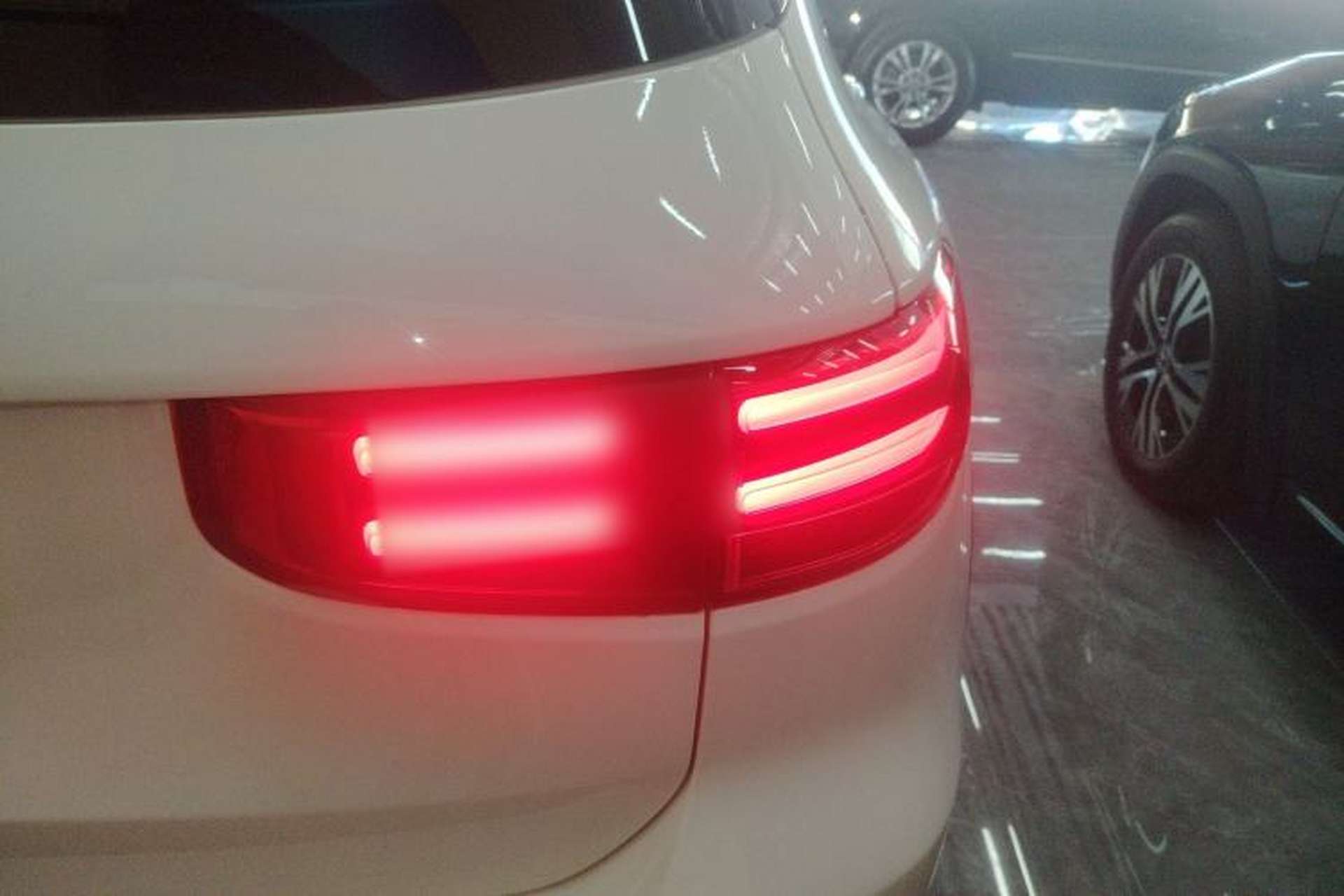 Used Mercedes-Benz GLB 2024 GLB 220 Dynamic Edition Right Rear Taillight