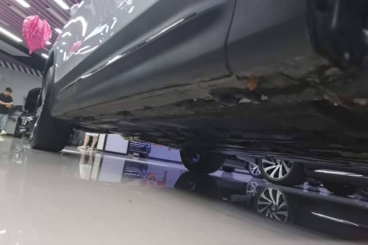 Used Mercedes-Benz GLB 2024 GLB 220 4MATIC Right Side Sill