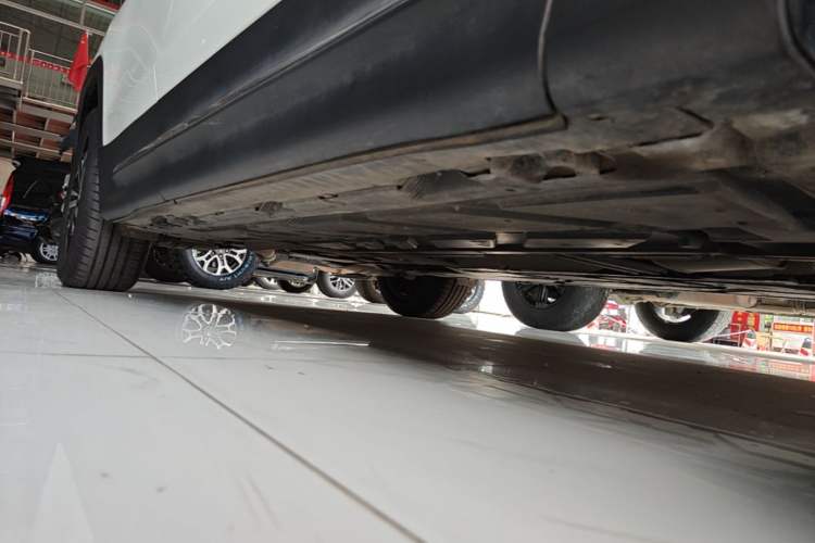 Used Mercedes-Benz GLB 2024 GLB 200 Dynamic Edition Right Side Sill