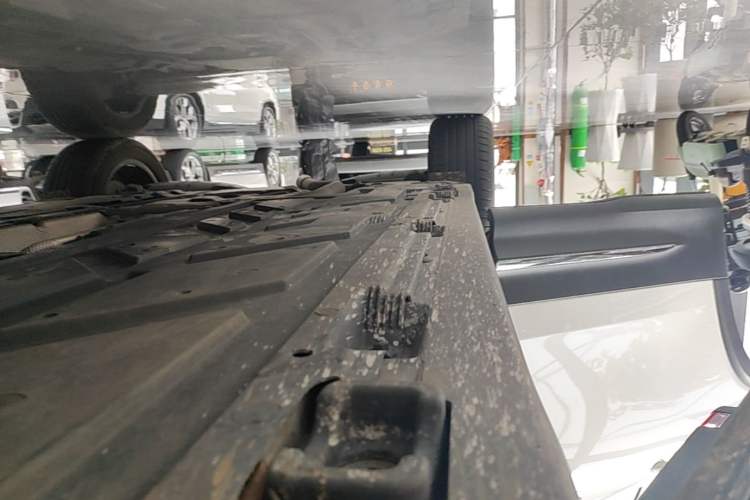 Used Mercedes-Benz GLB 2024 GLB 200 Dynamic Edition Right Side Sill