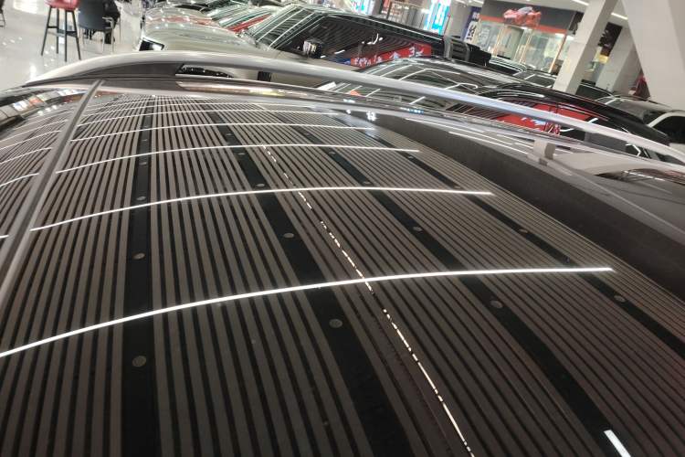 Used Mercedes-Benz GLB 2024-Year Restyled GLB 200 Dynamic Edition Roof