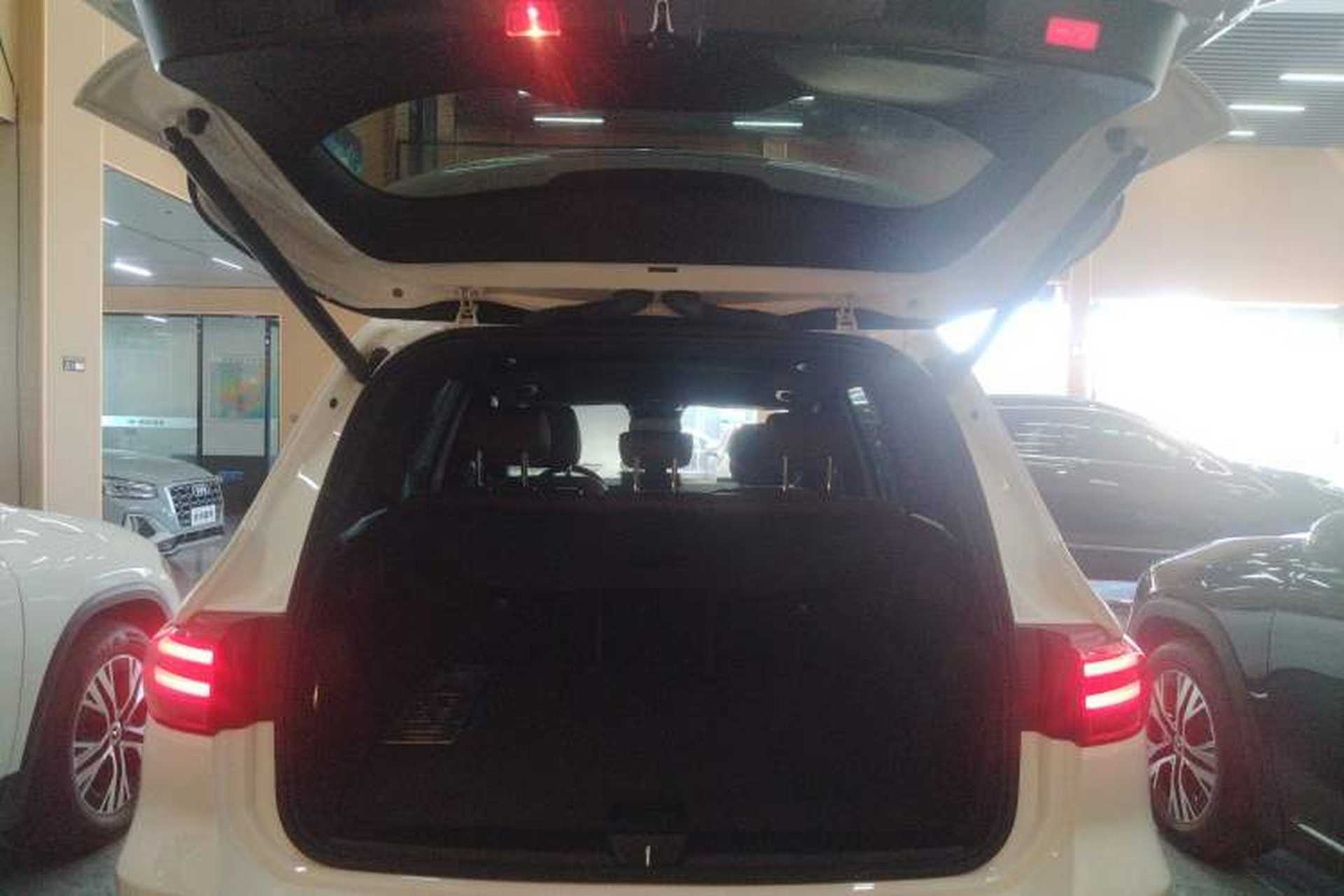 Used Mercedes-Benz GLB 2024 GLB 220 Dynamic Edition Trunk