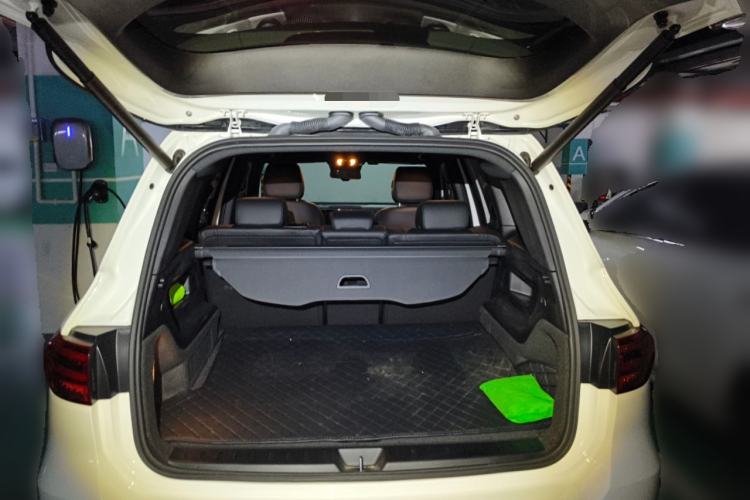 Used Mercedes-Benz GLB 2024 Refresh GLB 220 Dynamic Edition Trunk