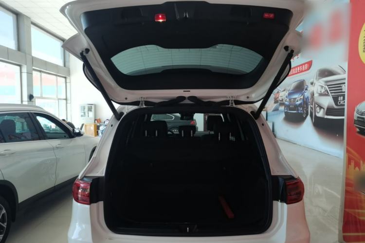 Used Mercedes-Benz GLB 2024 GLB 200 Dynamic Edition Trunk