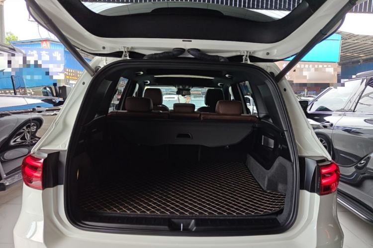 Used Mercedes-Benz GLB 2024 GLB 200 Dynamic Edition Trunk