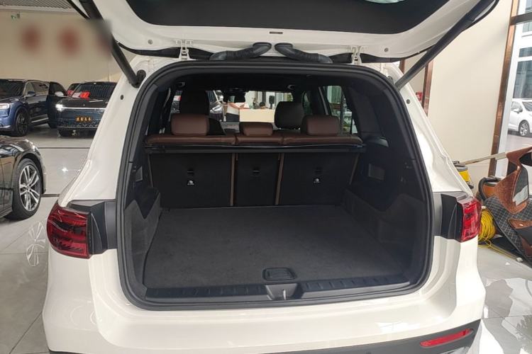 Used Mercedes-Benz GLB 2024 GLB 200 Dynamic Edition Trunk