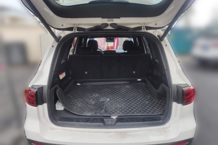 Used Mercedes-Benz GLB 2024 Refresh GLB 220 Dynamic Edition Trunk