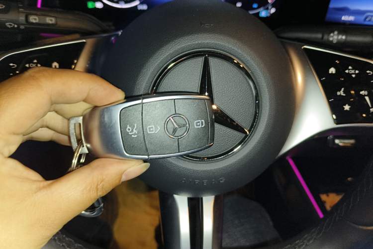Used Mercedes-Benz GLB 2024 Refresh GLB 220 Dynamic Edition Vehicle Key