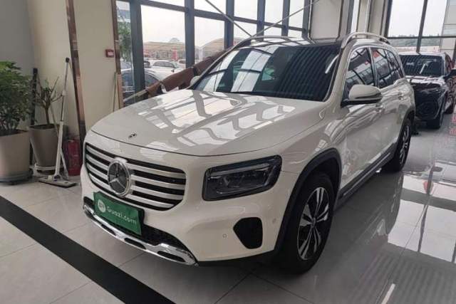 Używany Mercedes-Benz GLB 2024 GLB 200 Dynamic Edition