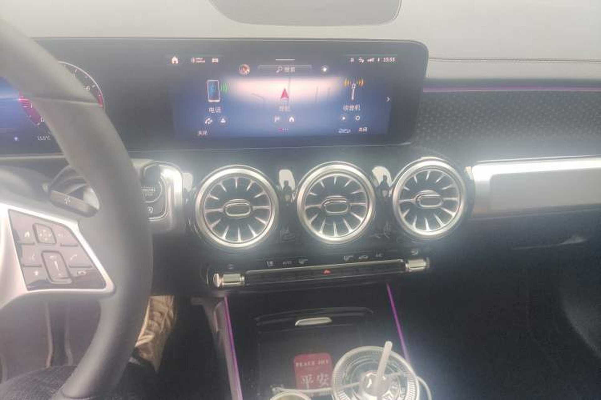 Used Mercedes-Benz GLB 2025 GLB 220 Sport Edition Audio And AC Panel