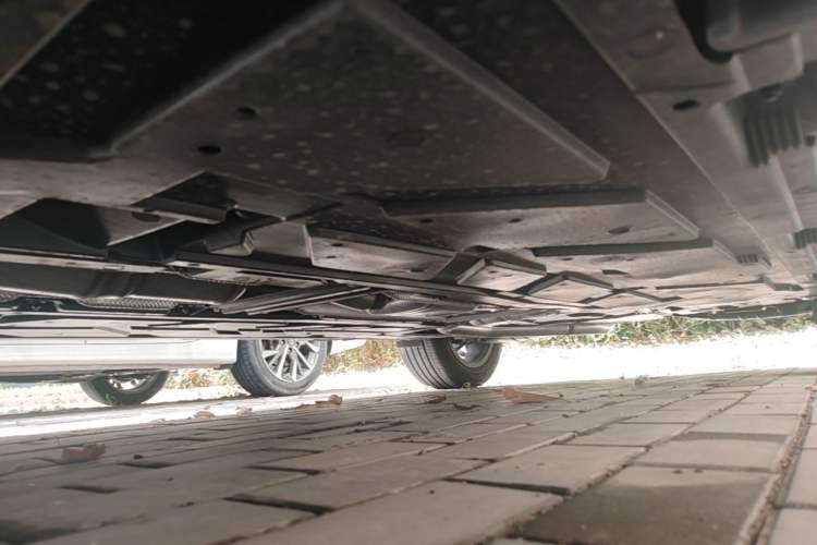 Used Mercedes-Benz GLB 2025 GLB 220 Sport Edition Chassis Front Left