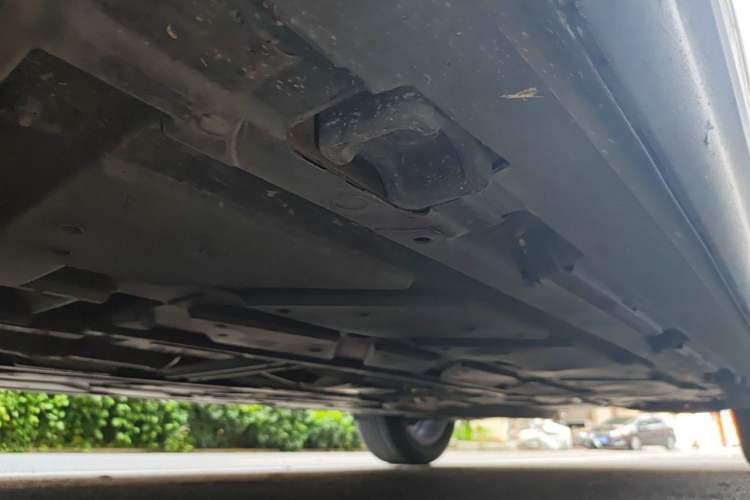 Used Mercedes-Benz GLB 2025 GLB 220 Sport Edition Chassis Front Left