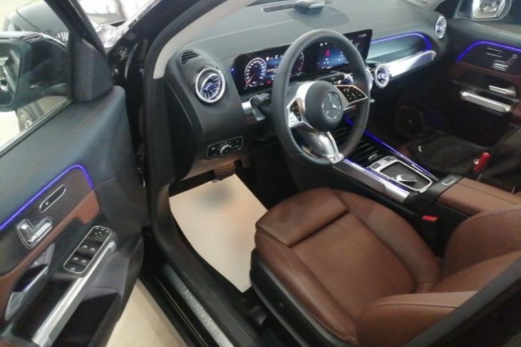 Used Mercedes-Benz GLB 2025 GLB 220 Fashion Model Driver Seat