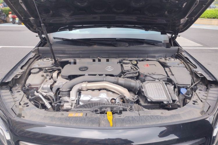 Used Mercedes-Benz GLB 2025 GLB 220 Sport Edition Engine Bay