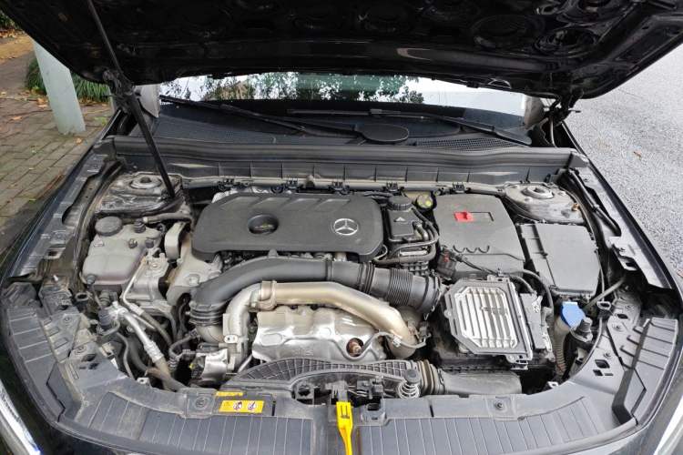 Used Mercedes-Benz GLB 2025 GLB 220 Sport Edition Engine Bay