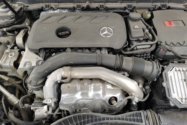 Used Mercedes-Benz GLB 2025 GLB 220 Fashion Model Engine Bay