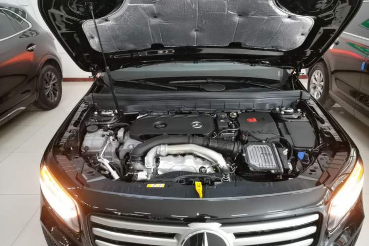 Used Mercedes-Benz GLB 2025 GLB 220 Sport Edition Engine Bay