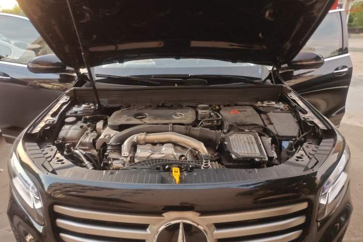 Used Mercedes-Benz GLB 2025 GLB 220 Sport Edition Engine Bay