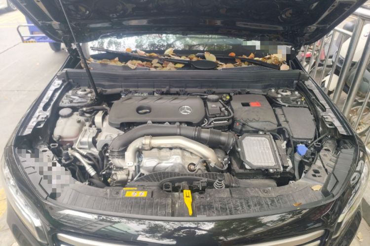 Used Mercedes-Benz GLB 2025 GLB 220 Sport Edition Engine Bay