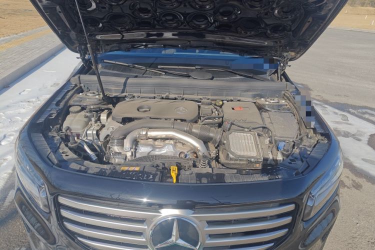 Used Mercedes-Benz GLB 2025 GLB 220 Sport Edition Engine Bay