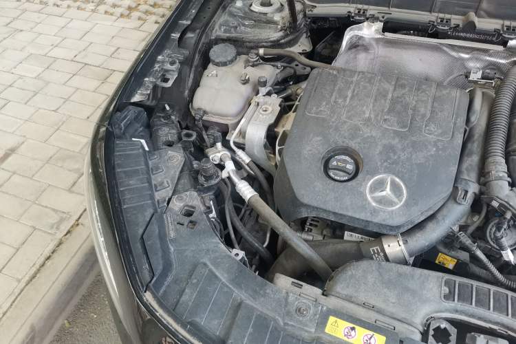 Used Mercedes-Benz GLB 2025 GLB 200 Dynamic Edition Engine Bay Right