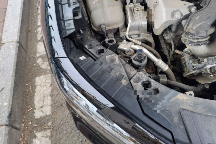 Used Mercedes-Benz GLB 2025 GLB 220 Fashion Model Engine Bay Right