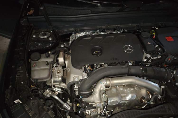 Used Mercedes-Benz GLB 2025 GLB 220 Sport Edition Engine Bay Right