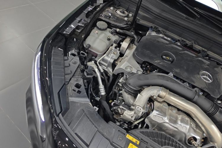 Used Mercedes-Benz GLB 2025 GLB 220 Sport Edition Engine Bay Right