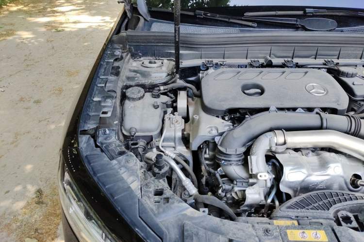 Used Mercedes-Benz GLB 2025 GLB 220 Fashion Model Engine Bay Right