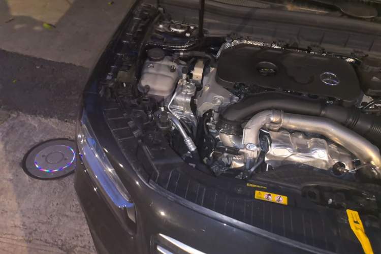 Used Mercedes-Benz GLB 2025 GLB 220 Sport Edition Engine Bay Right