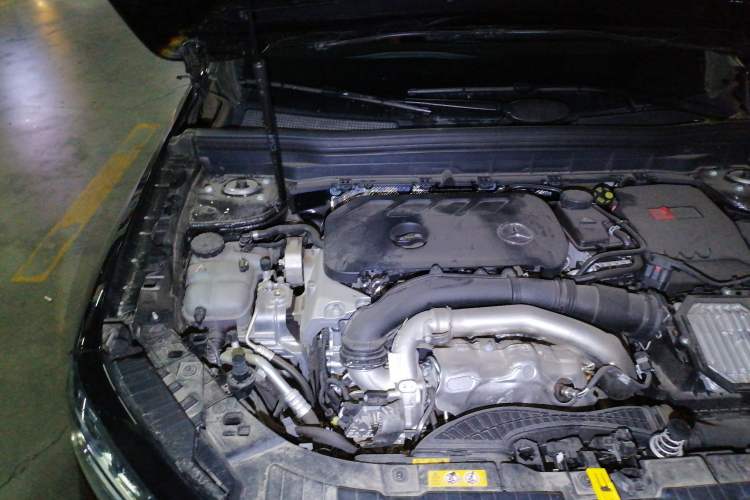 Used Mercedes-Benz GLB 2025 GLB 220 Sport Edition Engine Bay Right