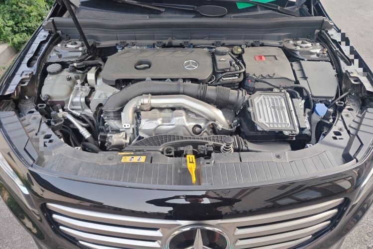 Used Mercedes-Benz GLB 2025 GLB 220 Sport Edition Engine Bay