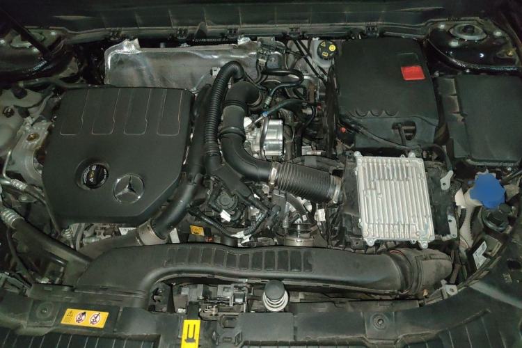 Used Mercedes-Benz GLB 2025 GLB 200 Dynamic Edition Engine Bay