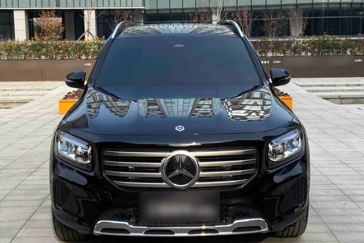 Used Mercedes-Benz GLB 2025 GLB 220 Fashion Model Exterior 1