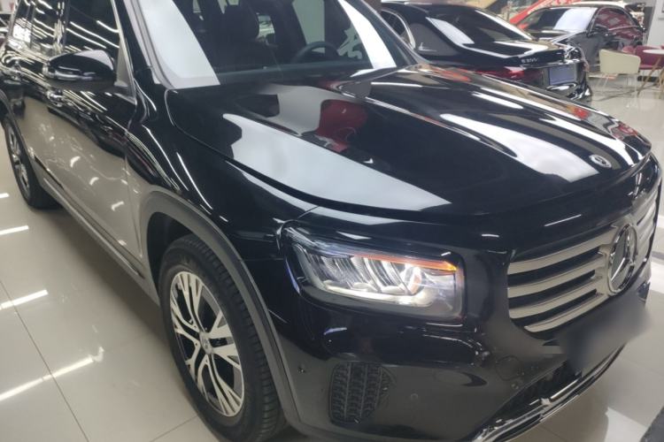 Used Mercedes-Benz GLB 2025 GLB 220 Sport Edition Exterior 2