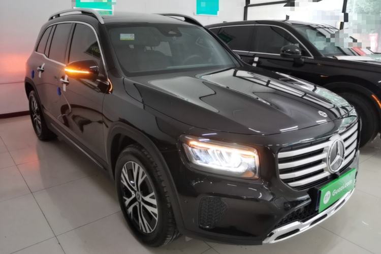 Used Mercedes-Benz GLB 2025 GLB 220 Sport Edition Front Right 45 Deg