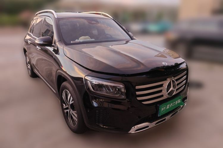 Used Mercedes-Benz GLB 2025 GLB 220 Sport Edition Front Right 45 Deg