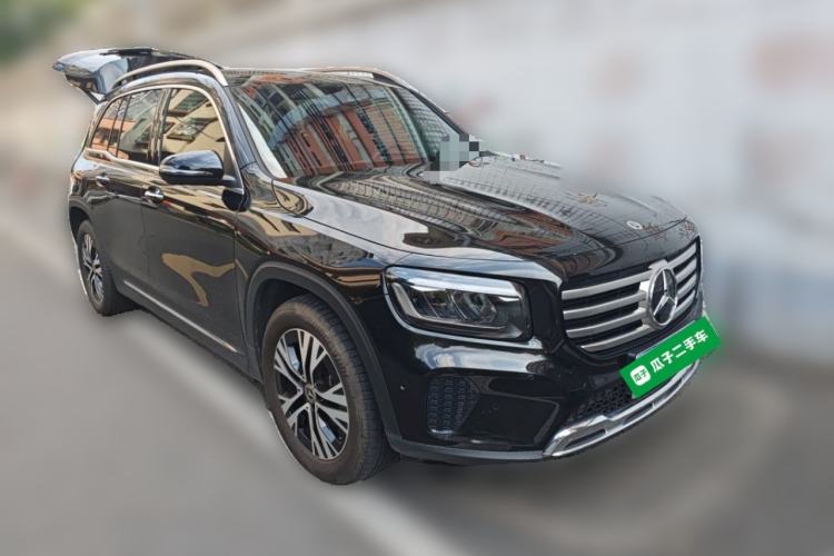 Used Mercedes-Benz GLB 2025 GLB 220 Sport Edition Front Right 45 Deg