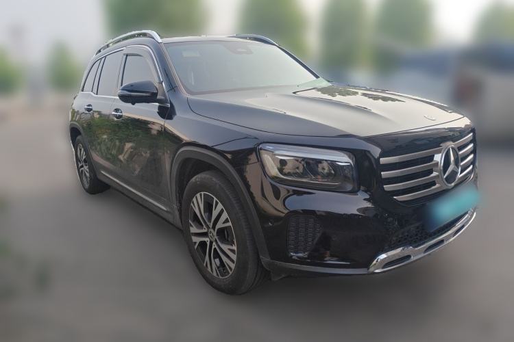 Used Mercedes-Benz GLB 2025 GLB 220 Sport Edition Front Right 45 Deg