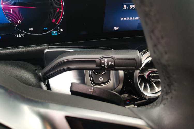 Used Mercedes-Benz GLB 2025 GLB 220 Fashion Model Gear Lever