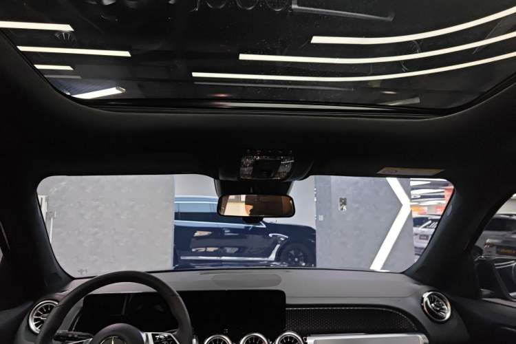Used Mercedes-Benz GLB 2025 GLB 220 Sport Edition Headliner