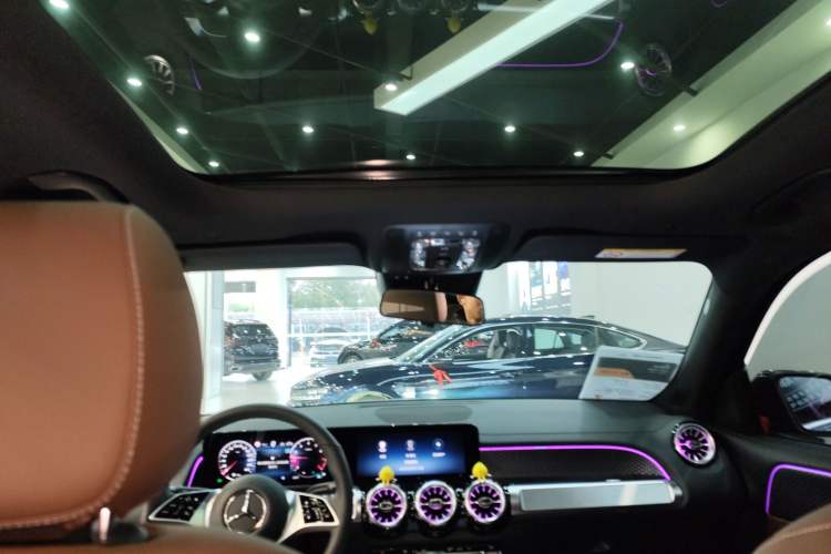 Used Mercedes-Benz GLB 2025 GLB 220 Sport Edition Headliner