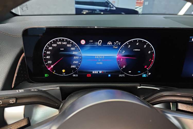 Used Mercedes-Benz GLB 2025 GLB 220 Sport Edition Instrument Cluster