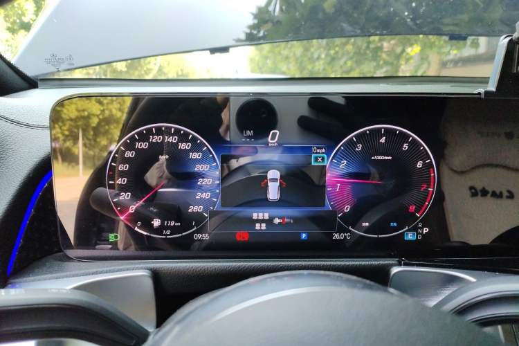 Used Mercedes-Benz GLB 2025 GLB 220 Fashion Model Instrument Cluster