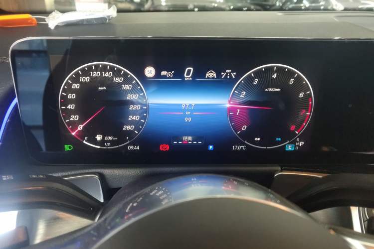 Used Mercedes-Benz GLB 2025 GLB 220 Sport Edition Instrument Cluster