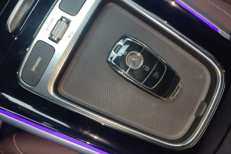 Used Mercedes-Benz GLB 2025 GLB 220 Sport Edition Interior 1