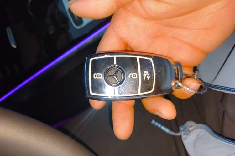 Used Mercedes-Benz GLB 2025 GLB 220 Sport Edition Interior 1