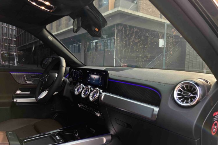 Used Mercedes-Benz GLB 2025 GLB 220 Fashion Model Interior 2