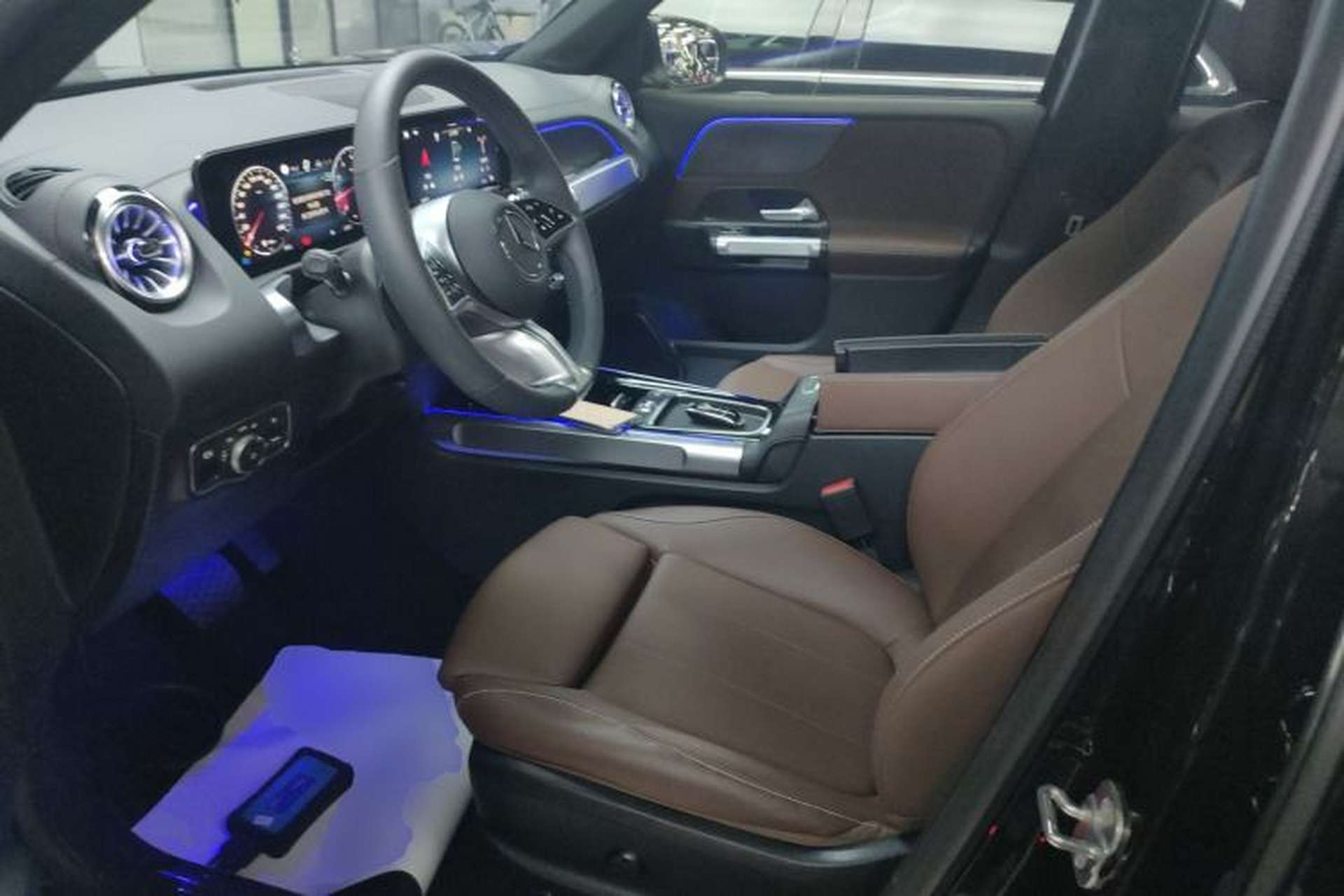 Used Mercedes-Benz GLB 2025 GLB 220 Sport Edition Interior 3