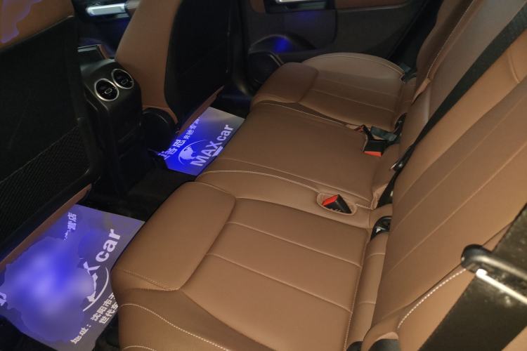 Used Mercedes-Benz GLB 2025 GLB 220 Sport Edition Interior 4